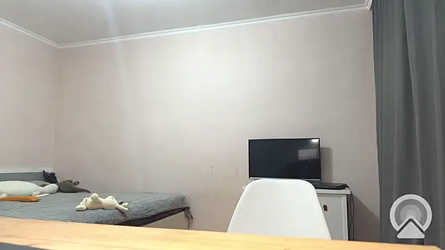 Snapshot of Prettyyy_Angel chatting on 7, 11, 2025 Prettyyy Angel online show from 7, 11, 2025