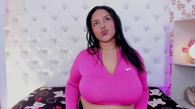 Snapshot of afrodita-Stone chatting on 16, 12, 2025 afrodita-Stone online show from 16, 12, 2025