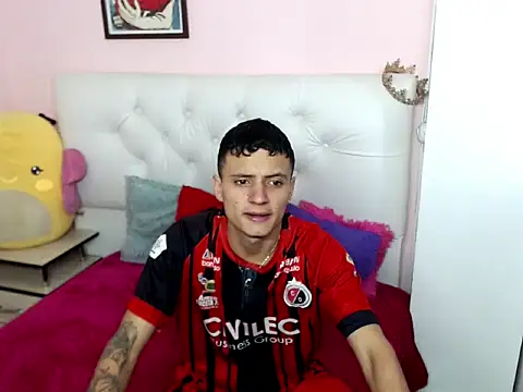 Snapshot of xx-kike-xx chatting on 13, 10, 2025 xx-kike-xx online show from 13, 10, 2025