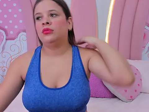 SofiaaBigBoobs online show from 5, 12, 2025