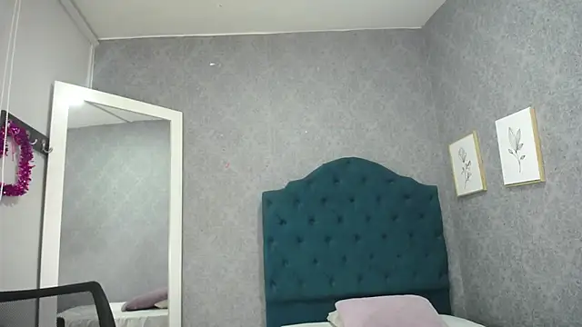Snapshot of Vic_Taylor chatting on 8, 5, 2026 Vic Taylor online show from 8, 5, 2026