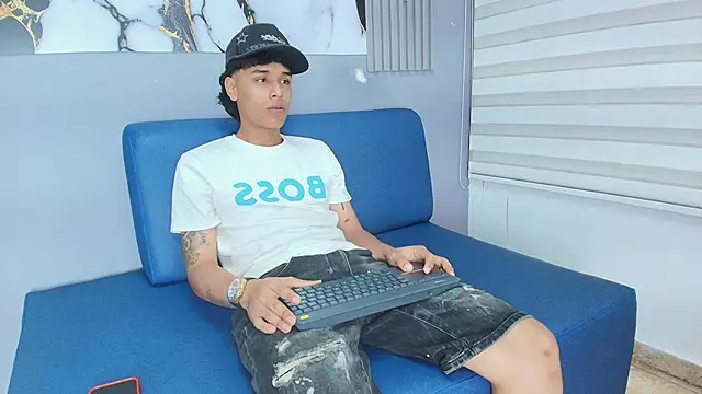 Frayhot777 online show from 14, 1, 2026