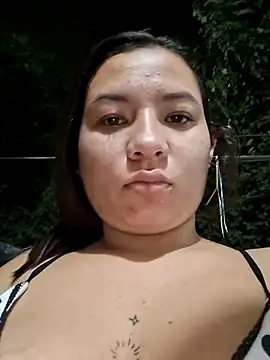 hot-mom22 online show from 5, 2, 2026