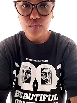 miiabrown18 online show from 13, 10, 2025