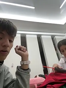 Snapshot of _Kinky69_ chatting on 31, 10, 2025 Kinky69 online show from 31, 10, 2025