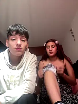 Snapshot of _Kinky69_ chatting on 28, 11, 2025 Kinky69 online show from 28, 11, 2025