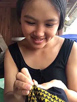 Snapshot of Mai_lovely chatting on 7, 10, 2025 Mai lovely online show from 7, 10, 2025