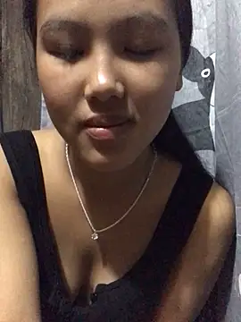 Snapshot of Mai_lovely chatting on 30, 10, 2025 Mai lovely online show from 30, 10, 2025