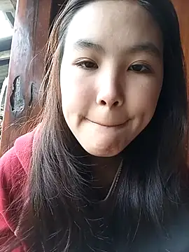 Snapshot of Mai_lovely chatting on 14, 12, 2025 Mai lovely online show from 14, 12, 2025