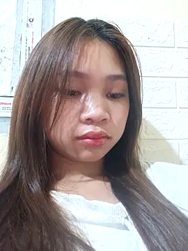 Mayy1 online show from 5, 11, 2025