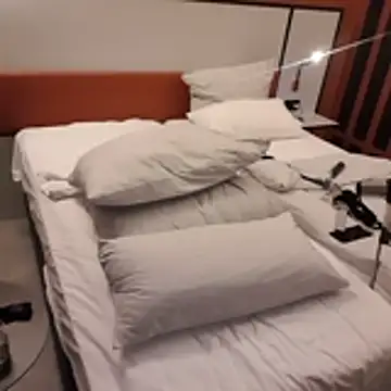 Daniel85Schlam online show from 7, 4, 2026