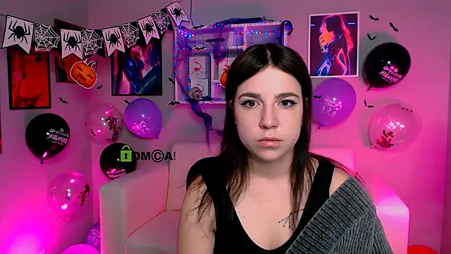 justcamila  online show from 21, 10, 2025