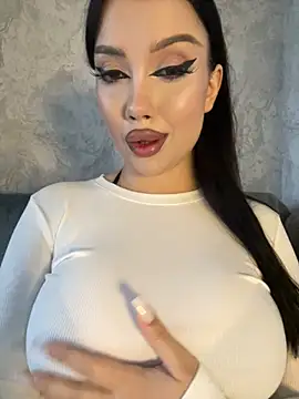 kiss Lissa online show from 3, 2, 2026