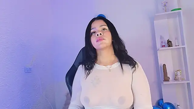 Snapshot of Evelyn_brown8 chatting on 13, 10, 2025 Evelyn brown8 online show from 13, 10, 2025