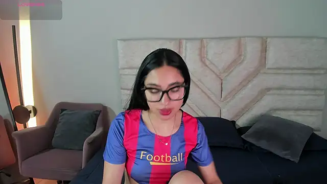 cherry bunnyx online show from 7, 1, 2026