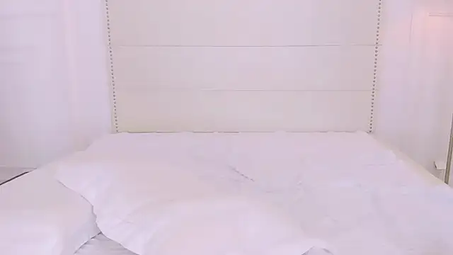 NoraAddams online show from 16, 3, 2026