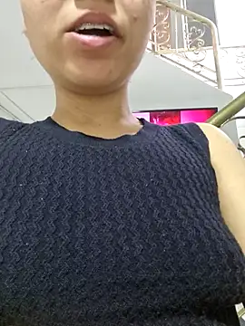 Snapshot of AriaBelles chatting on 12, 10, 2025 AriaBelles online show from 12, 10, 2025