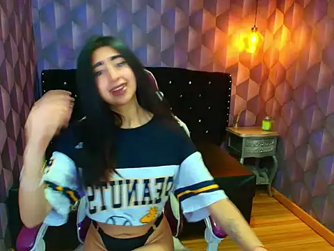 Snapshot of Nanisshawna chatting on 5, 11, 2025 Nanisshawna online show from 5, 11, 2025