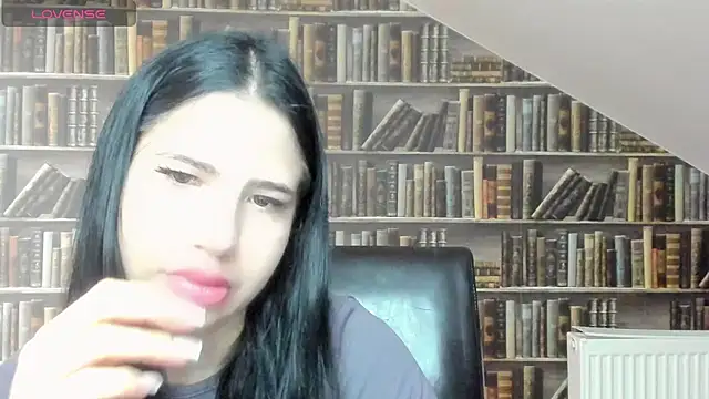 Snapshot of Malibu_J chatting on 7, 11, 2025 Malibu J online show from 7, 11, 2025