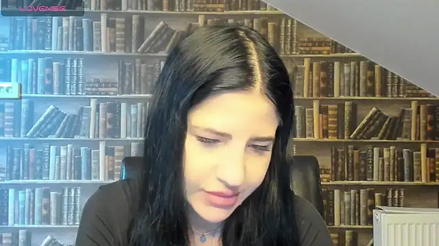 Snapshot of Malibu_J chatting on 10, 11, 2025 Malibu J online show from 10, 11, 2025