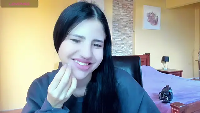 Snapshot of Malibu_J chatting on 18, 11, 2025 Malibu J online show from 18, 11, 2025