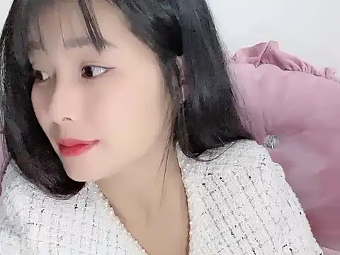 Snapshot of Lie_liee chatting on 23, 11, 2025 Lie liee online show from 23, 11, 2025