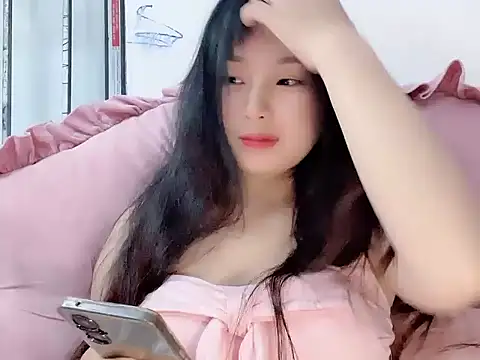 Snapshot of Lie_liee chatting on 24, 6, 2026 Lie liee online show from 24, 6, 2026