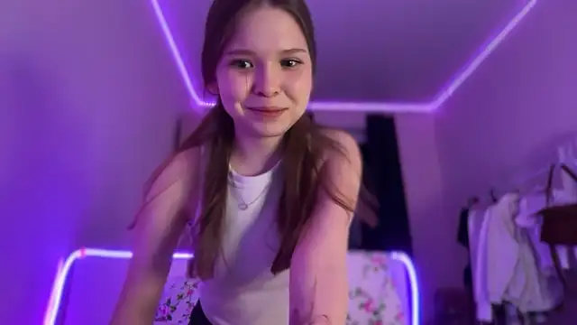 Snapshot of CandysRose chatting on 26, 10, 2025 CandysRose online show from 26, 10, 2025