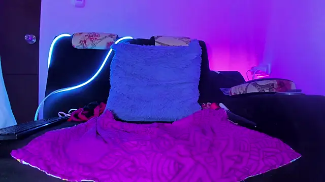 naty hot4uu online show from 19, 2, 2026