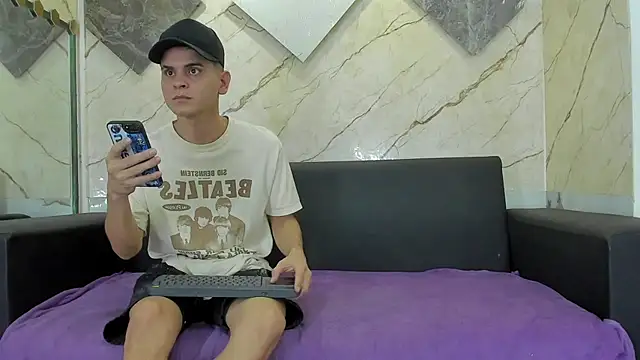 liam coleman25 online show from 2, 3, 2026