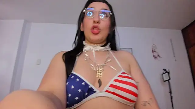 Snapshot of tellmemaddie chatting on 12, 5, 2026 tellmemaddie online show from 12, 5, 2026