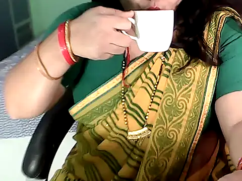 BABITA KUMARII online show from 5, 11, 2025