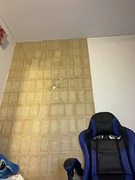 Snapshot of came_lia1 chatting on 29, 11, 2025 came lia1 online show from 29, 11, 2025