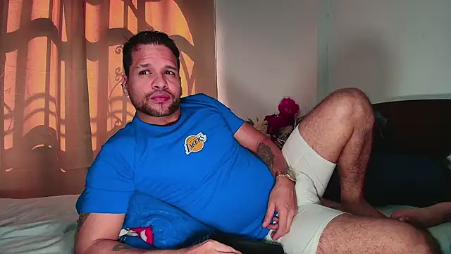 Snapshot of LucasGaeel chatting on 13, 1, 2026 LucasGaeel online show from 13, 1, 2026