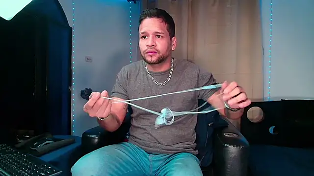 Snapshot of LucasGaeel chatting on 17, 2, 2026 LucasGaeel online show from 17, 2, 2026