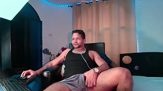 Snapshot of LucasGaeel chatting on 19, 2, 2026 LucasGaeel online show from 19, 2, 2026