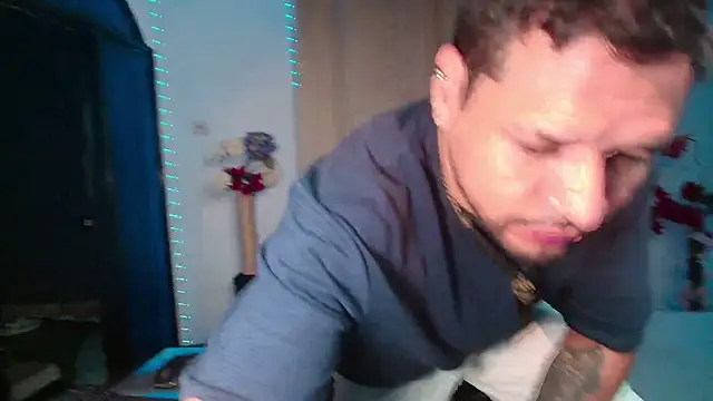 Snapshot of LucasGaeel chatting on 24, 2, 2026 LucasGaeel online show from 24, 2, 2026