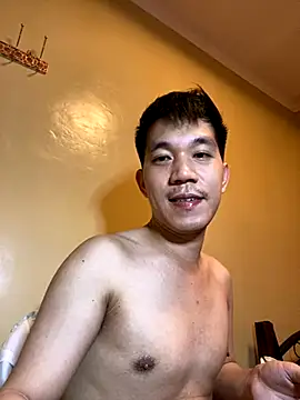 Snapshot of asian_guy_69 chatting on 16, 10, 2025 asian guy 69 online show from 16, 10, 2025