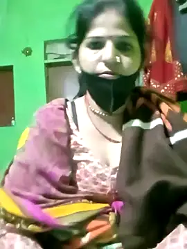 Snapshot of Cuty_nensi chatting on 28, 10, 2025 Cuty nensi online show from 28, 10, 2025