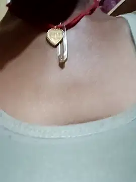 Snapshot of Cuty_nensi chatting on 14, 12, 2025 Cuty nensi online show from 14, 12, 2025