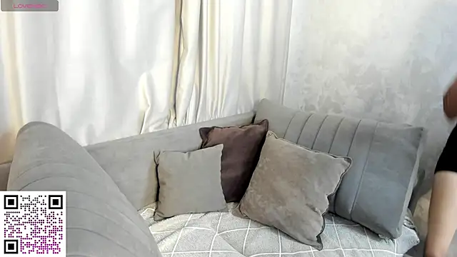 Snapshot of Michelle_Murray chatting on 9, 10, 2025 Michelle Murray online show from 9, 10, 2025