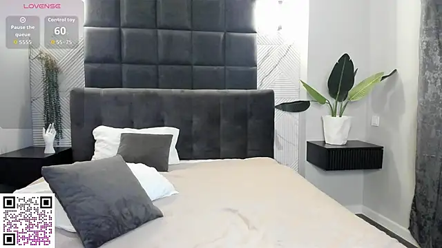 Snapshot of Michelle_Murray chatting on 17, 11, 2025 Michelle Murray online show from 17, 11, 2025