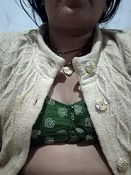 Snapshot of Hot_rieal6 chatting on 15, 12, 2025 Hot rieal6 online show from 15, 12, 2025