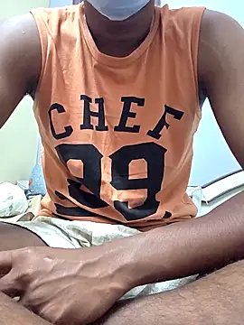 Snapshot of handsome_blg_tam chatting on 25, 10, 2025 handsome blg tam online show from 25, 10, 2025