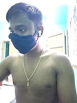 Snapshot of handsome_blg_tam chatting on 24, 11, 2025 handsome blg tam online show from 24, 11, 2025