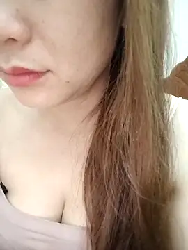 Girl Shy2000 online show from 8, 11, 2025