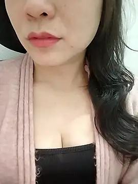 Girl Shy2000 online show from 8, 1, 2026