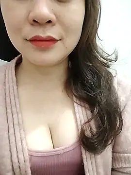 Girl Shy2000 online show from 3, 3, 2026