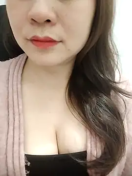 Girl Shy2000 online show from 4, 3, 2026