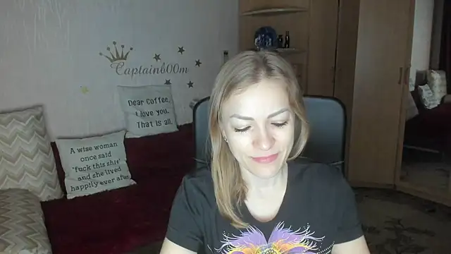 Snapshot of Tiffany_Bates chatting on 22, 10, 2025 Tiffany Bates online show from 22, 10, 2025